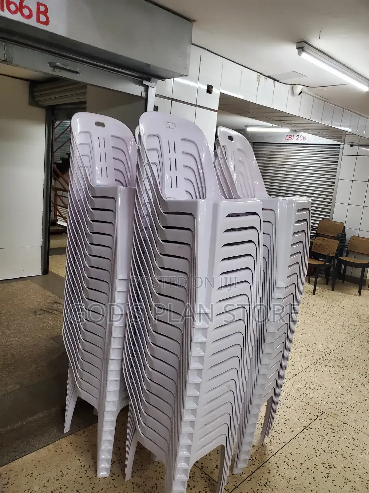 High Class Plastic Chairs Plastic Chairs