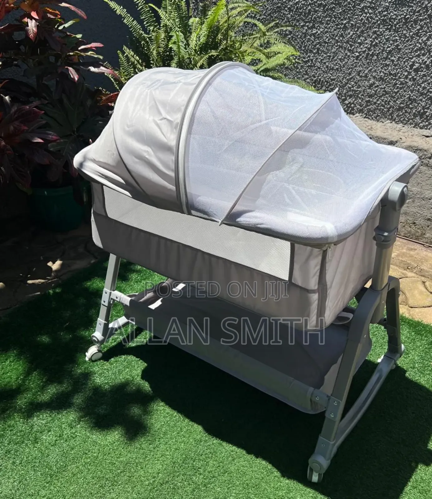 Baby's Two Stand Crib Bed