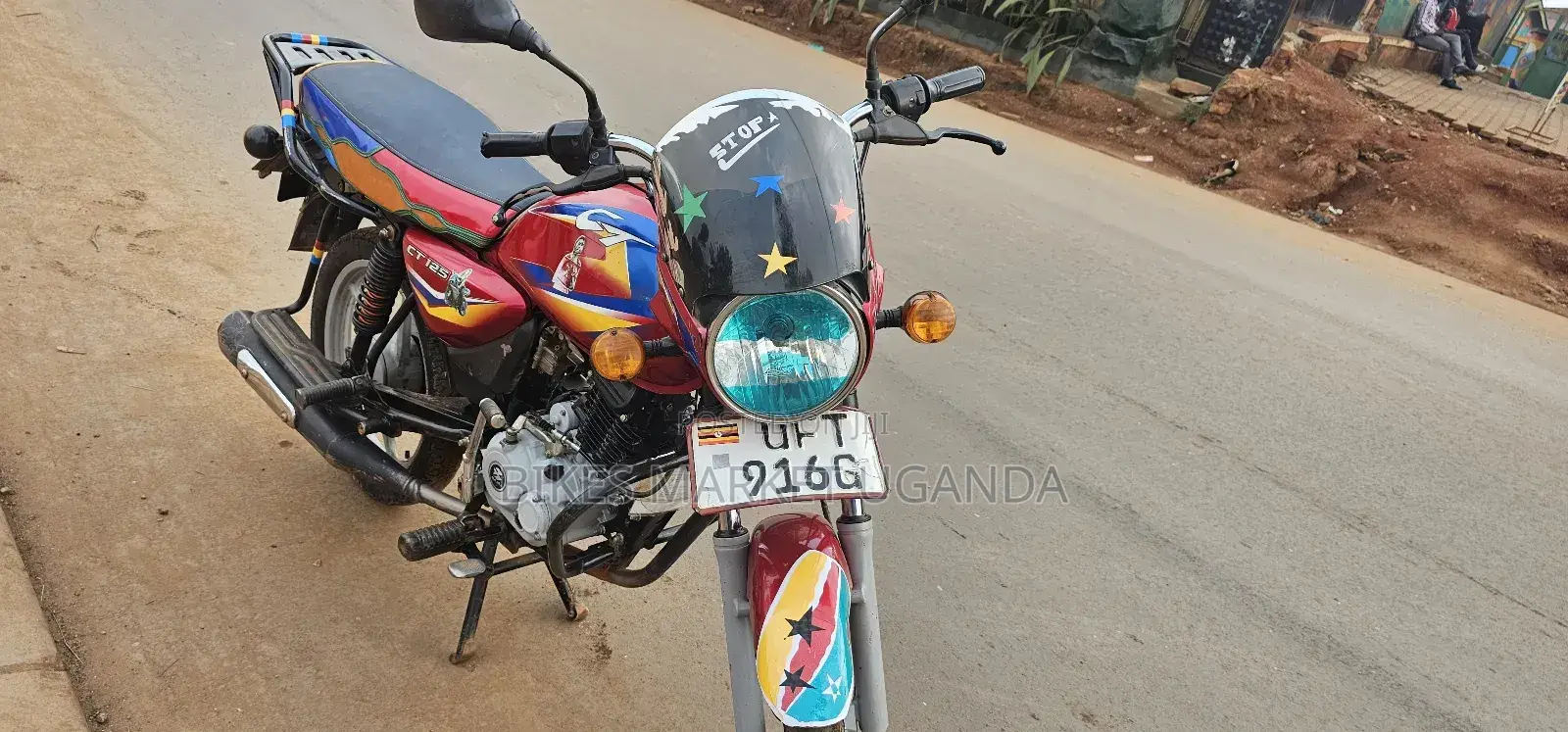 Bajaj Boxer 125 2023 Red