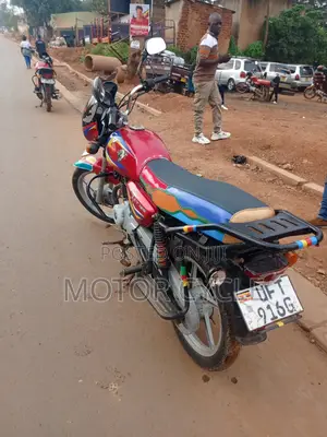 Bajaj Boxer 125 2023 Red