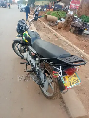 Bajaj Boxer 125 2021 Black
