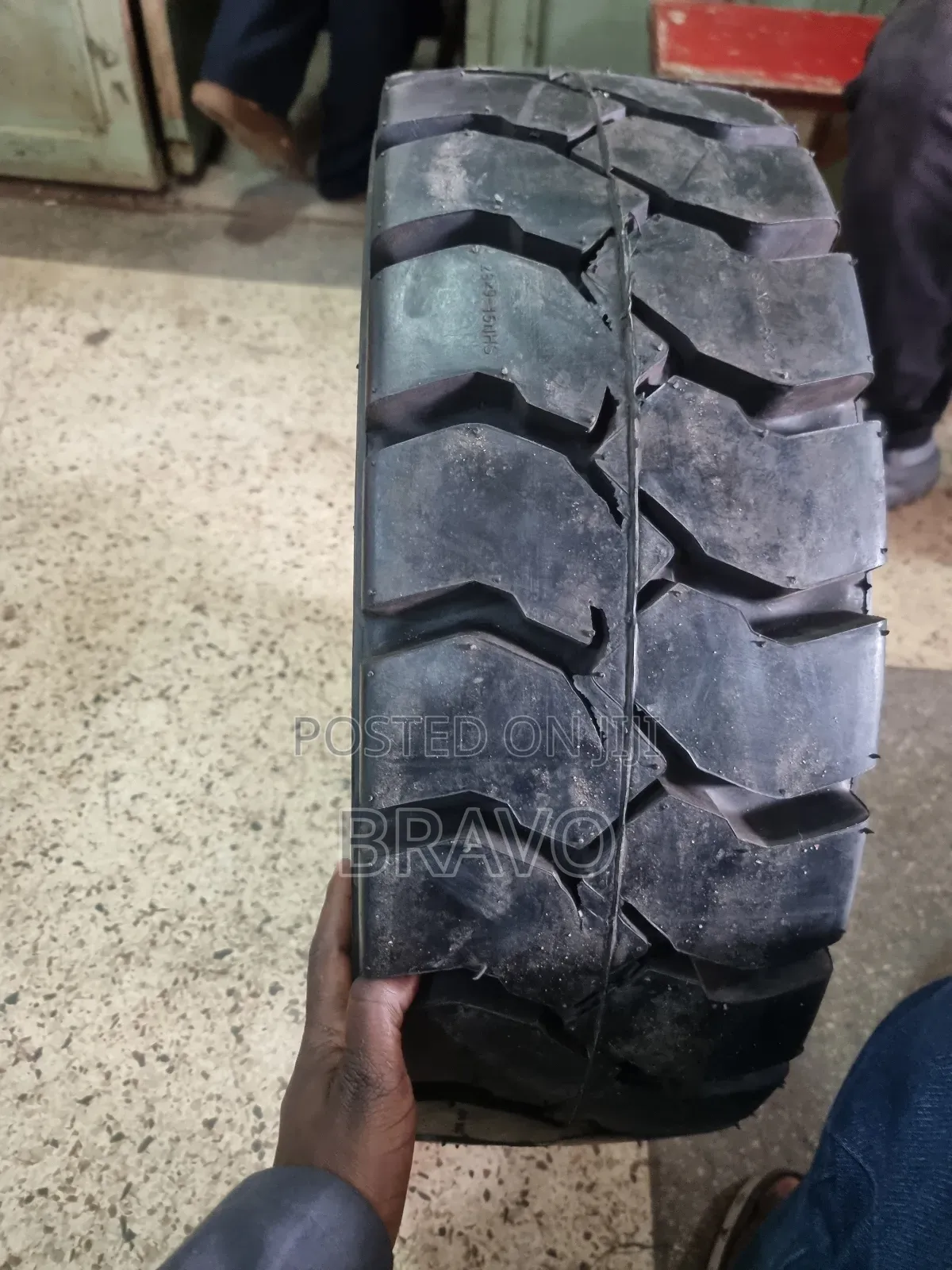 28x9 - 15 (8.15 -15 ) Tubes Tires for Forklift