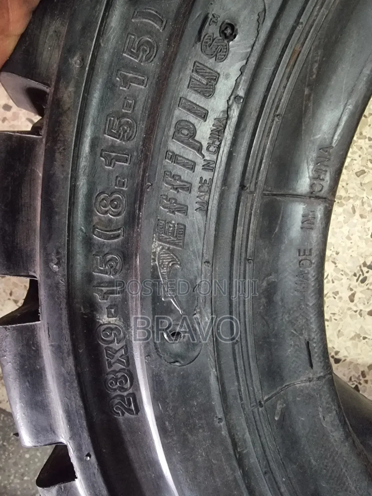28x9 - 15 (8.15 -15 ) Tubes Tires for Forklift