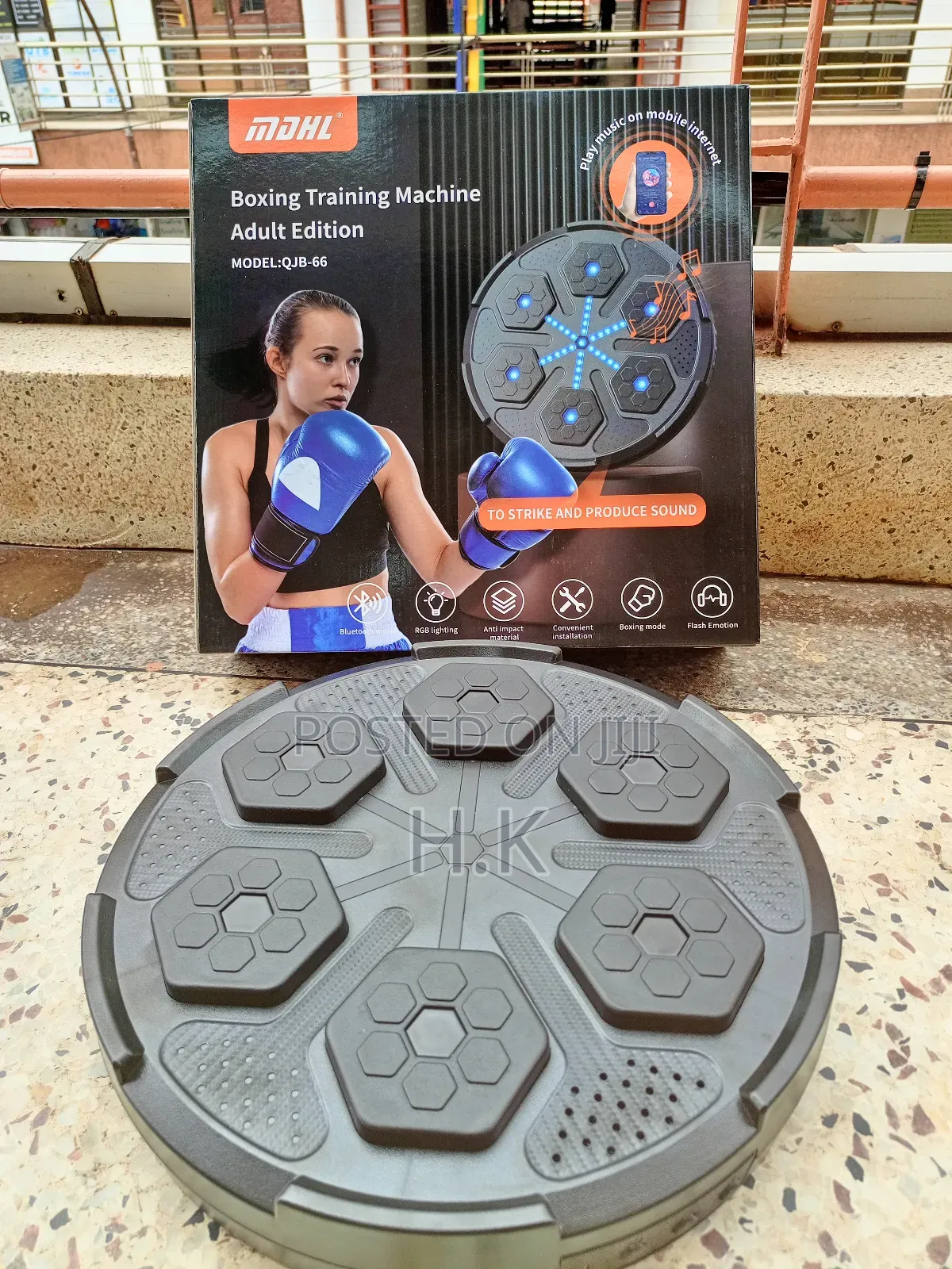 Boxing Training Machine Adult Edition (Model: QJB-66).