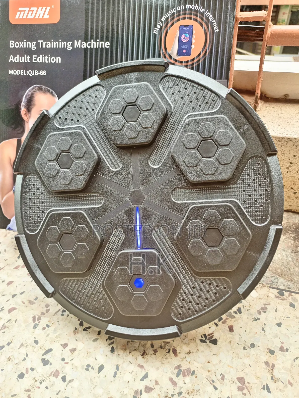 Boxing Training Machine Adult Edition (Model: QJB-66).