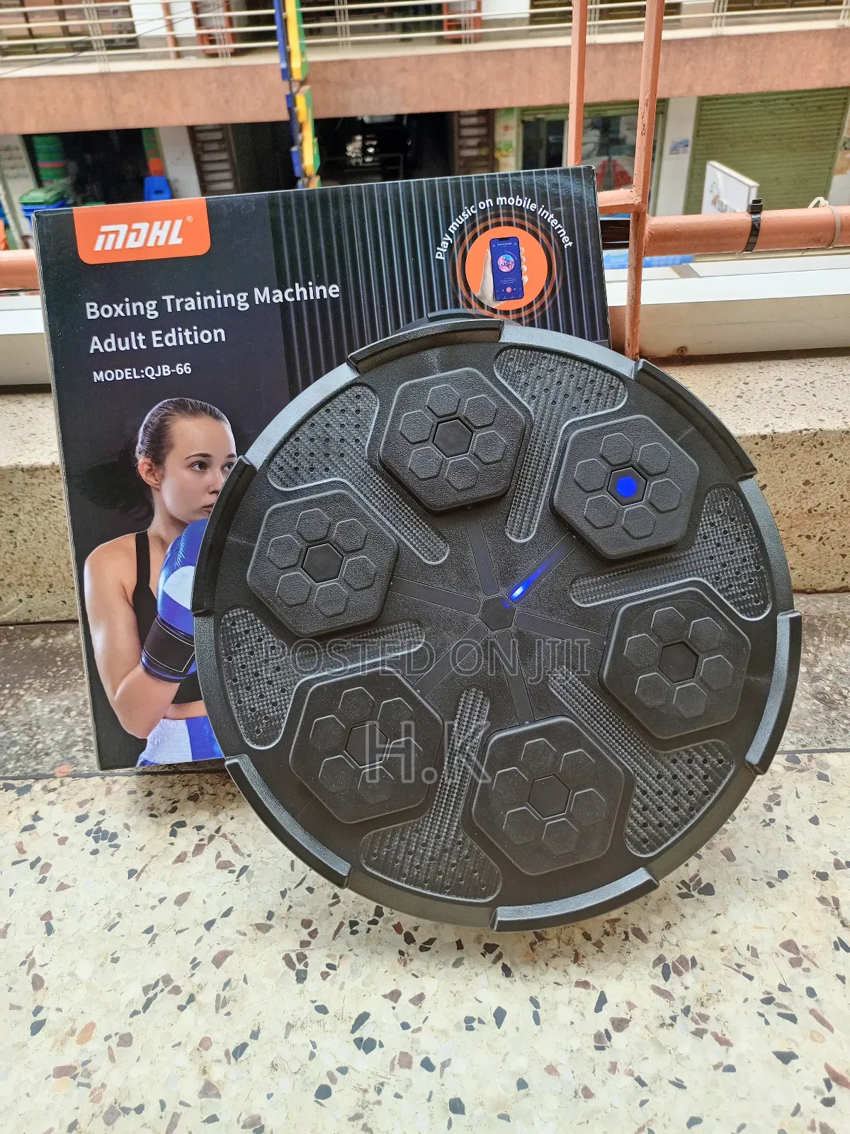 Wall Mounted Music Boxing Machine