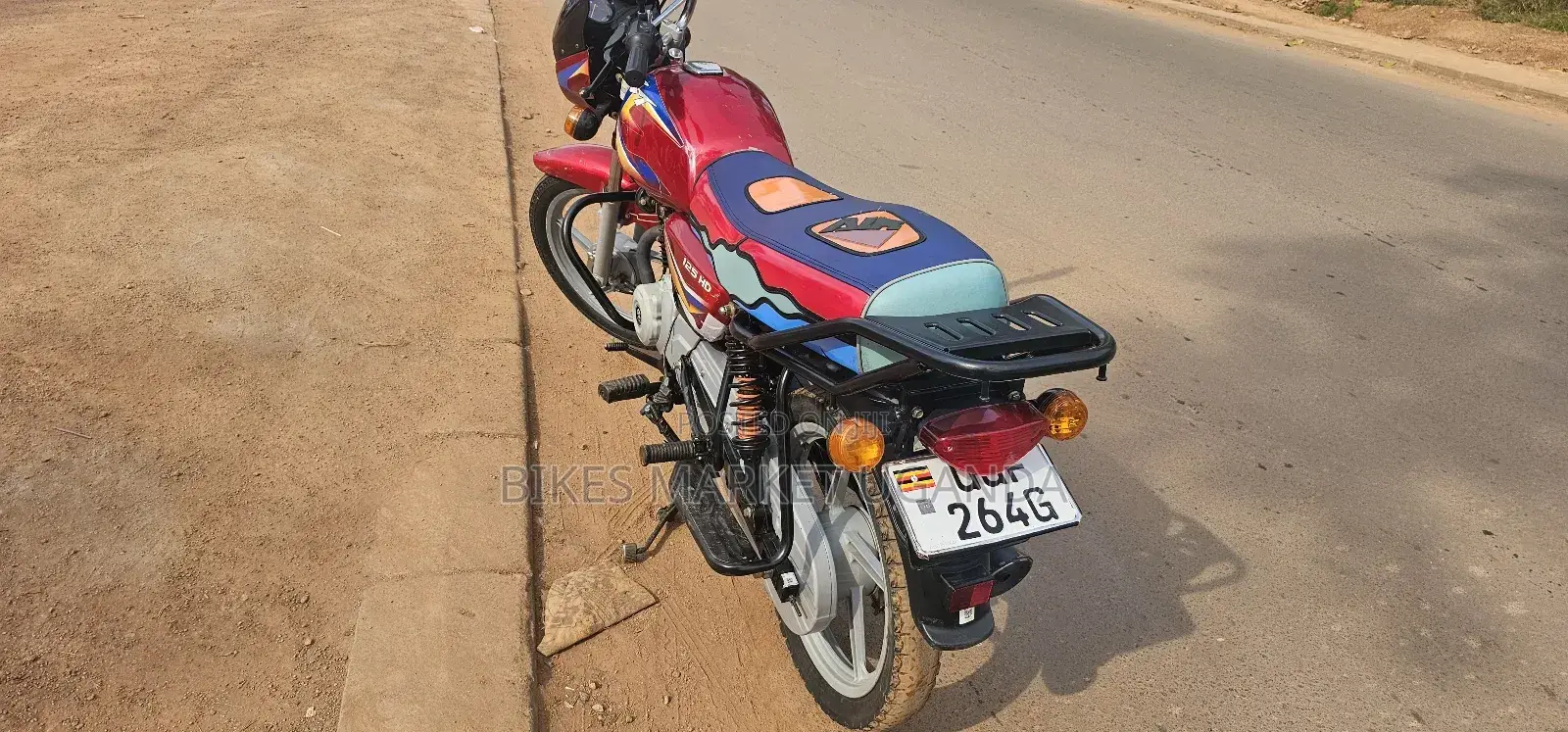 Bajaj Boxer 125 2025 Red