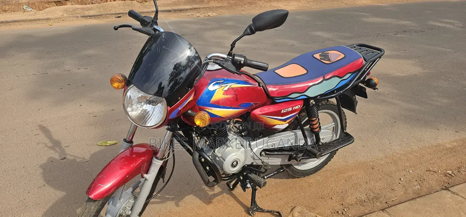Bajaj Boxer 125 2025 Red