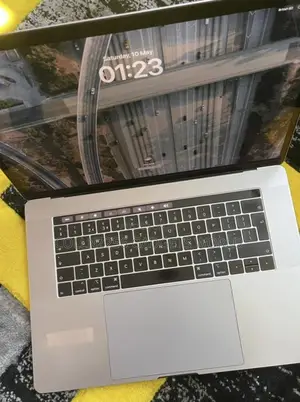 Photo - New Laptop Apple MacBook Pro 2019 16GB Intel Core Ultra 9 SSD 512GB