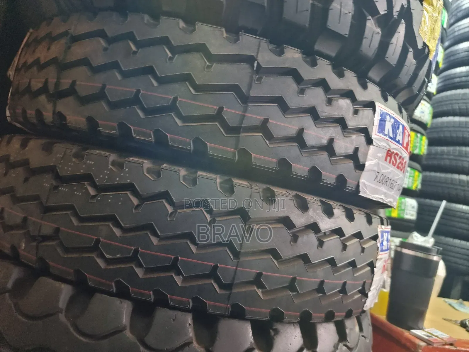 700 - 16 Kapsen Tires Highway.