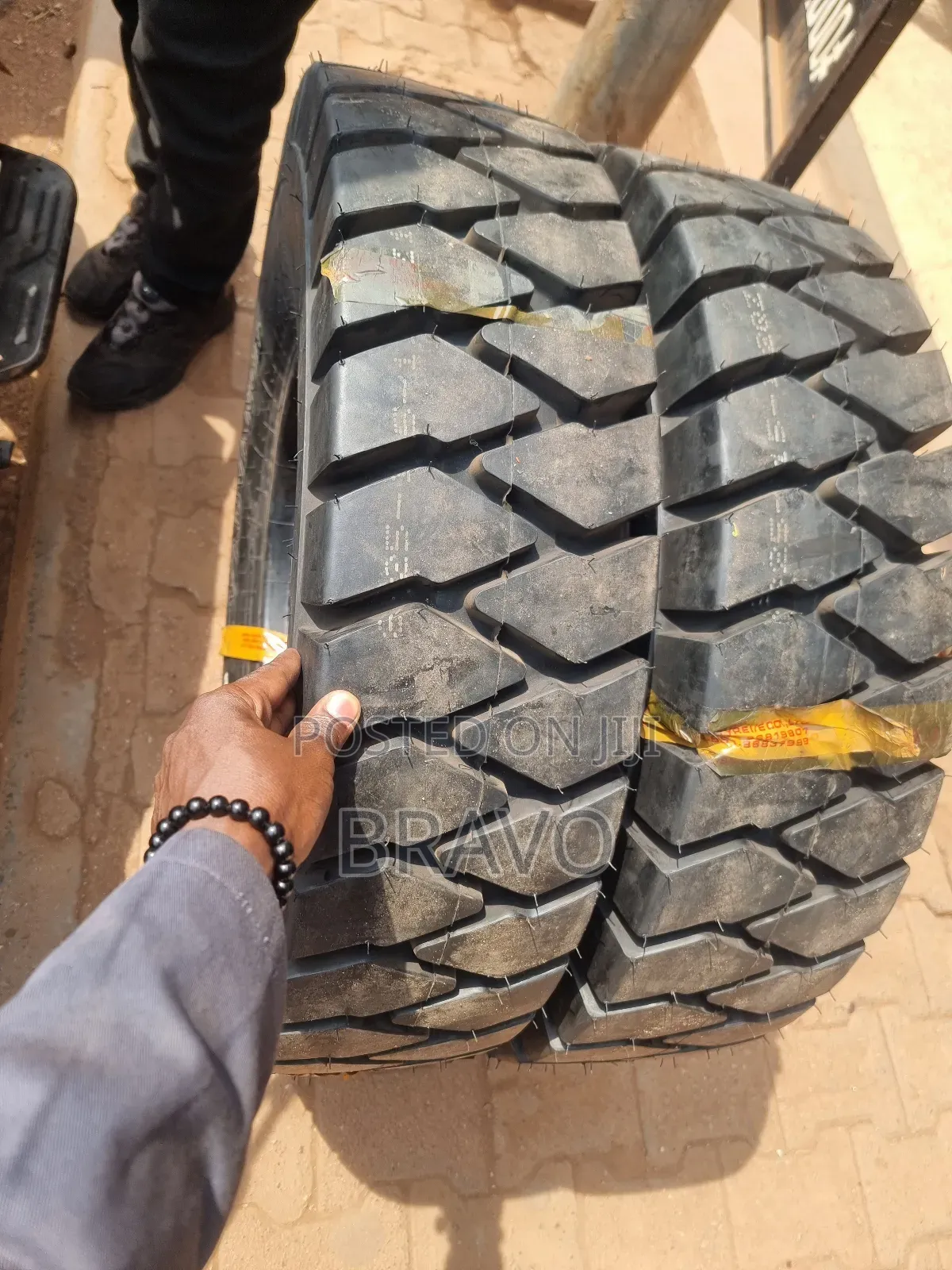 8.25 - 15 Advance Tube Tires for Forklift.