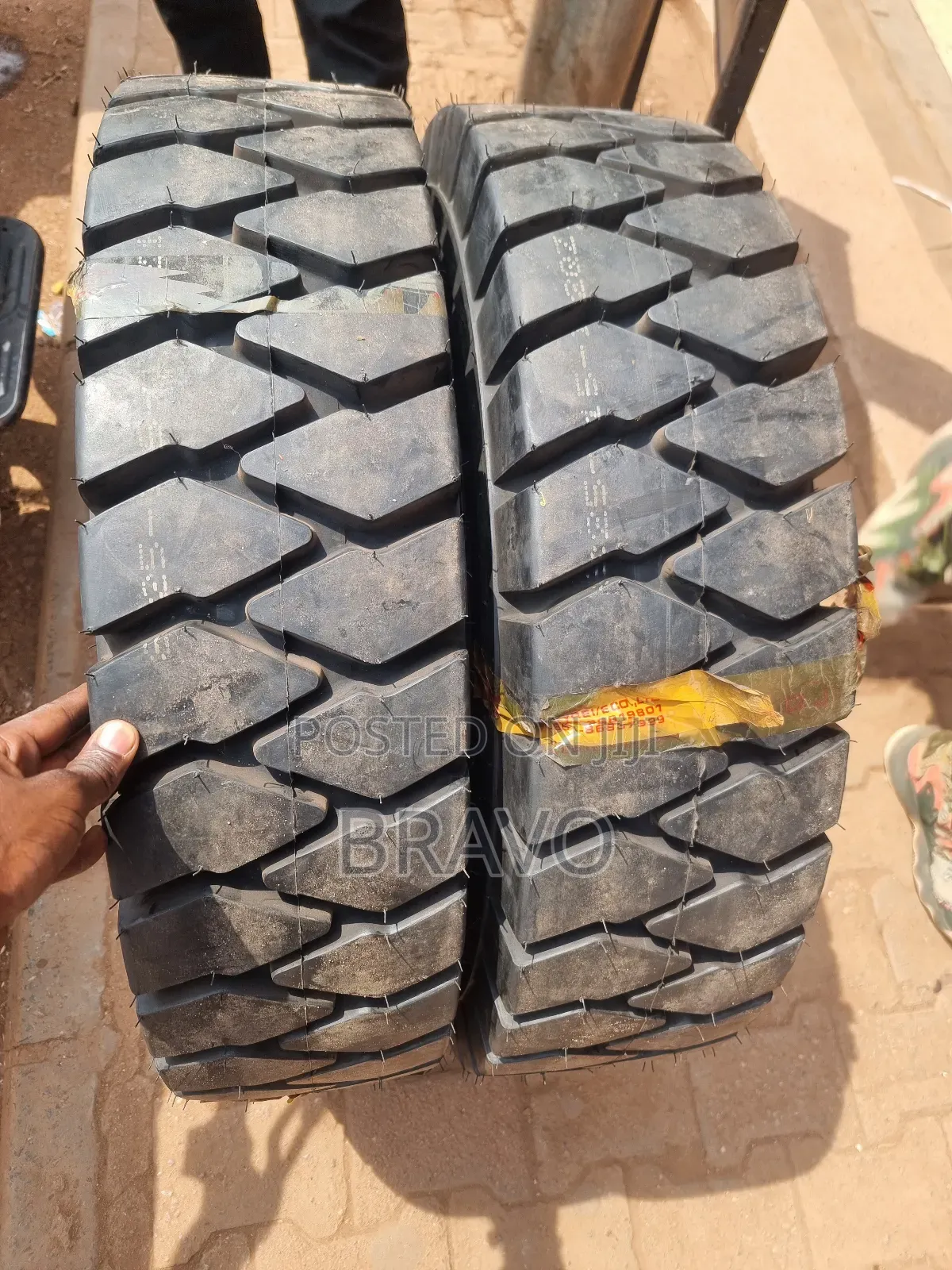 8.25 - 15 Advance Tube Tires for Forklift.