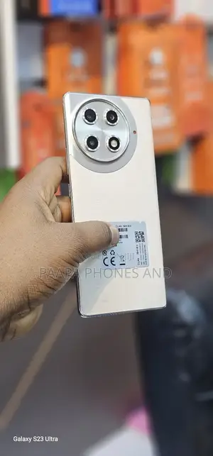 Tecno Camon 30S Pro 256 GB Gold