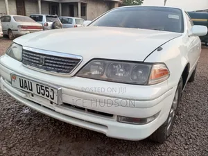 Toyota Mark II 2001 White