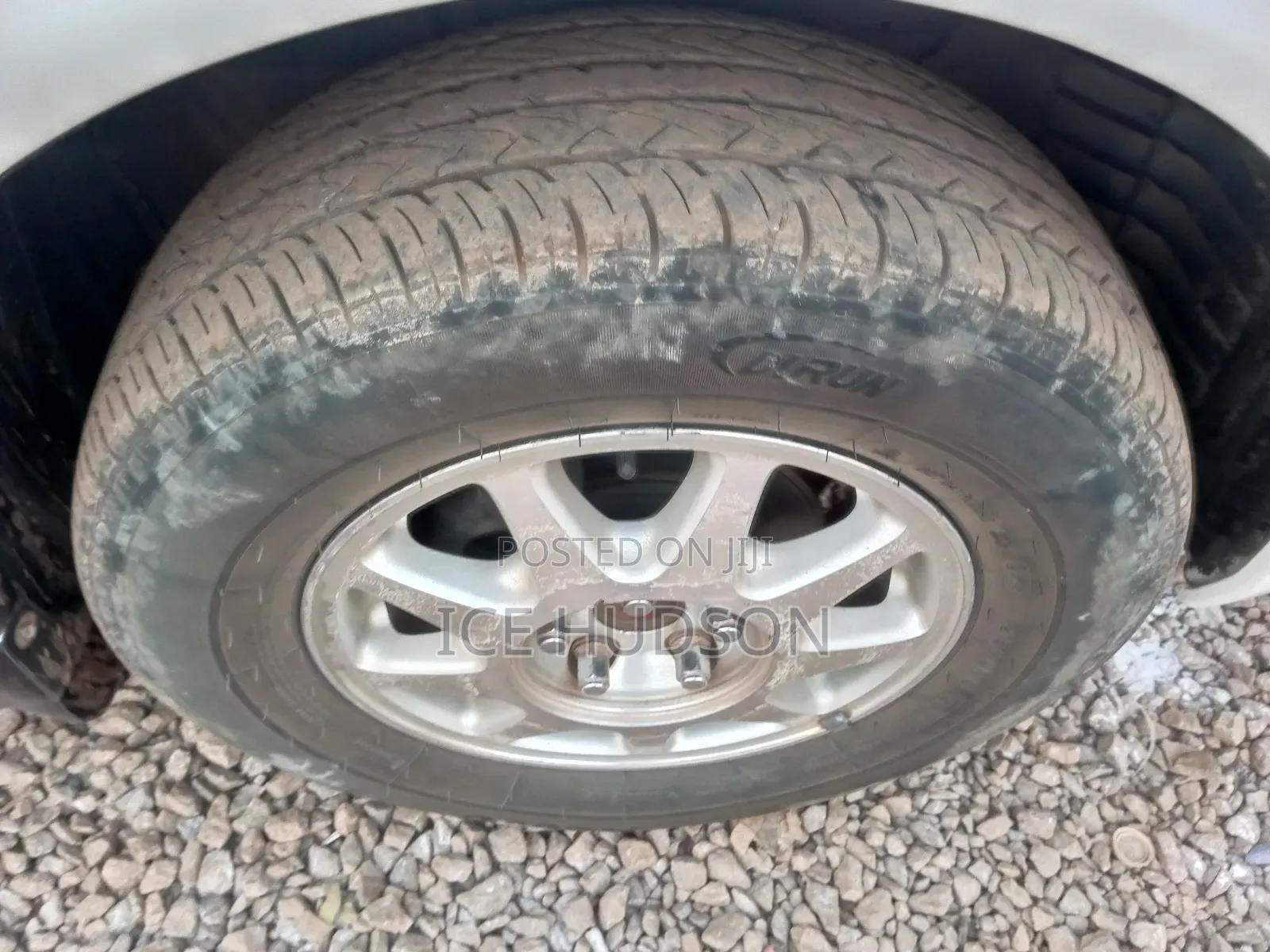 Toyota Mark II 2001 White