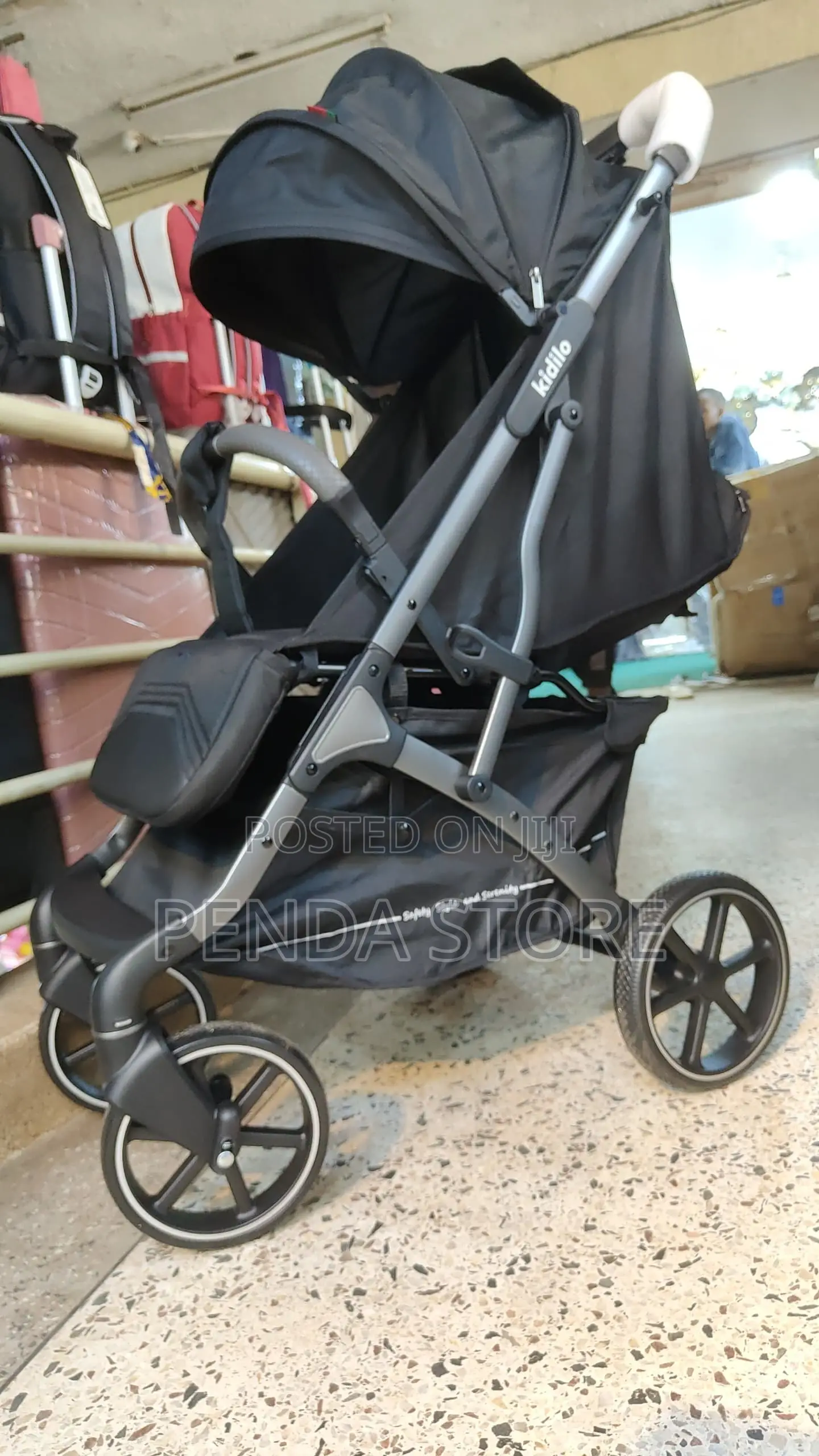 Comfortable and Easy-to-Move Travel Option | Baby Stroller