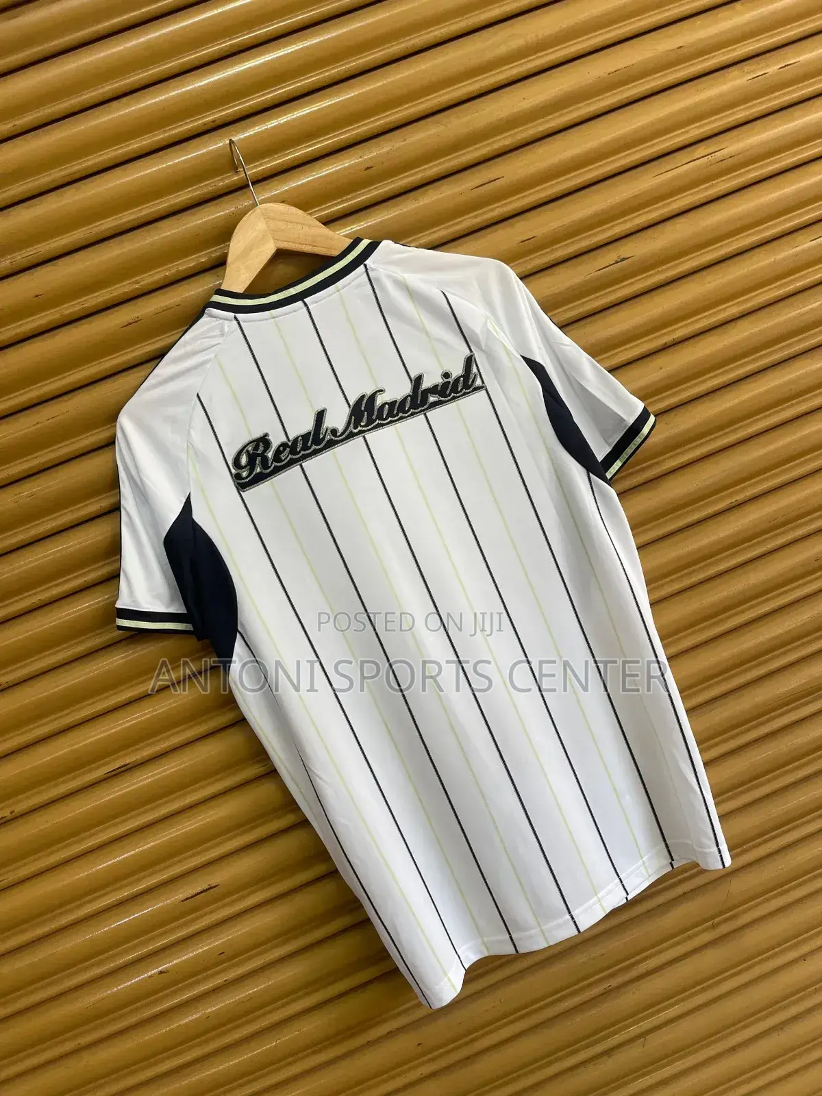 Mardrind Shirt Original White With Buttons