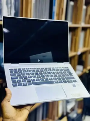Laptop HP EliteBook 830 G7 16GB Intel Core I5 SSHD (Hybrid) 256GB