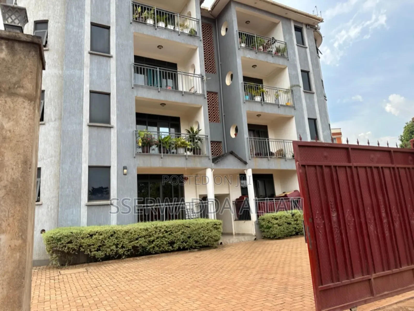 Furnished 3bdrm Condo in Kawempe for sale