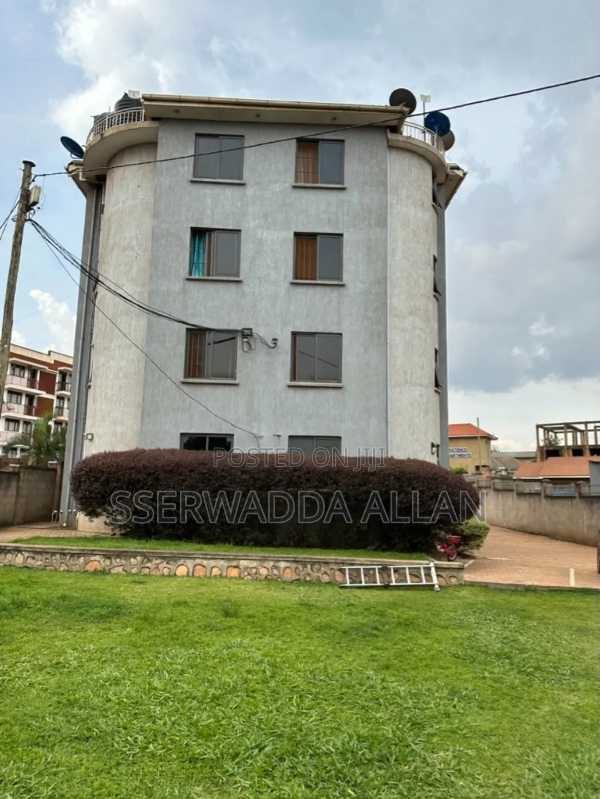 Furnished 3bdrm Condo in Kawempe for sale