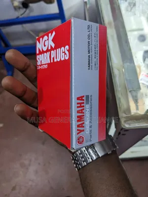 Yamaha Spark Plugs B8 10 Piece