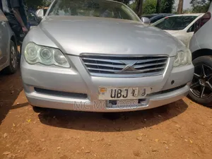Photo - Toyota Mark X 2.5 AWD 2008 Silver