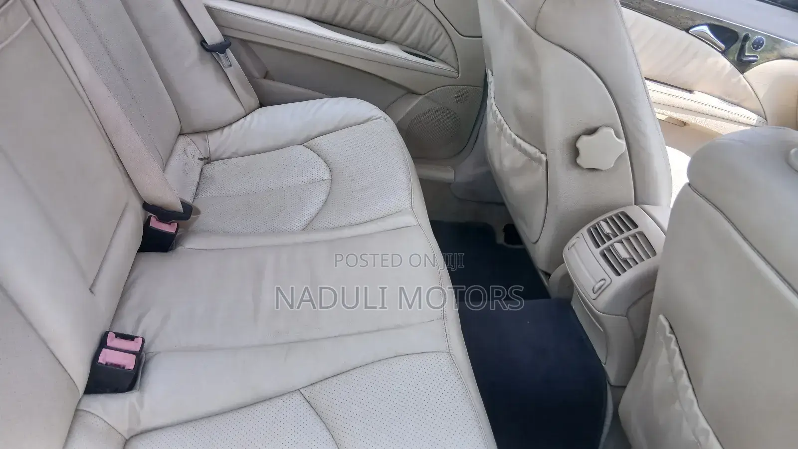 Mercedes-Benz E320 2004