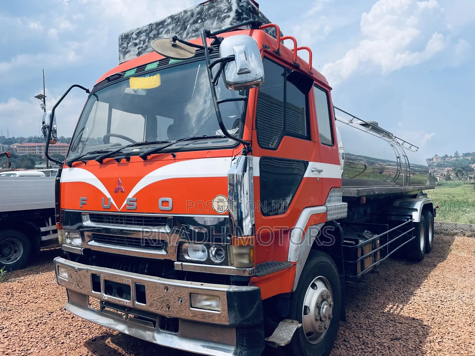 Milk Tank Truck