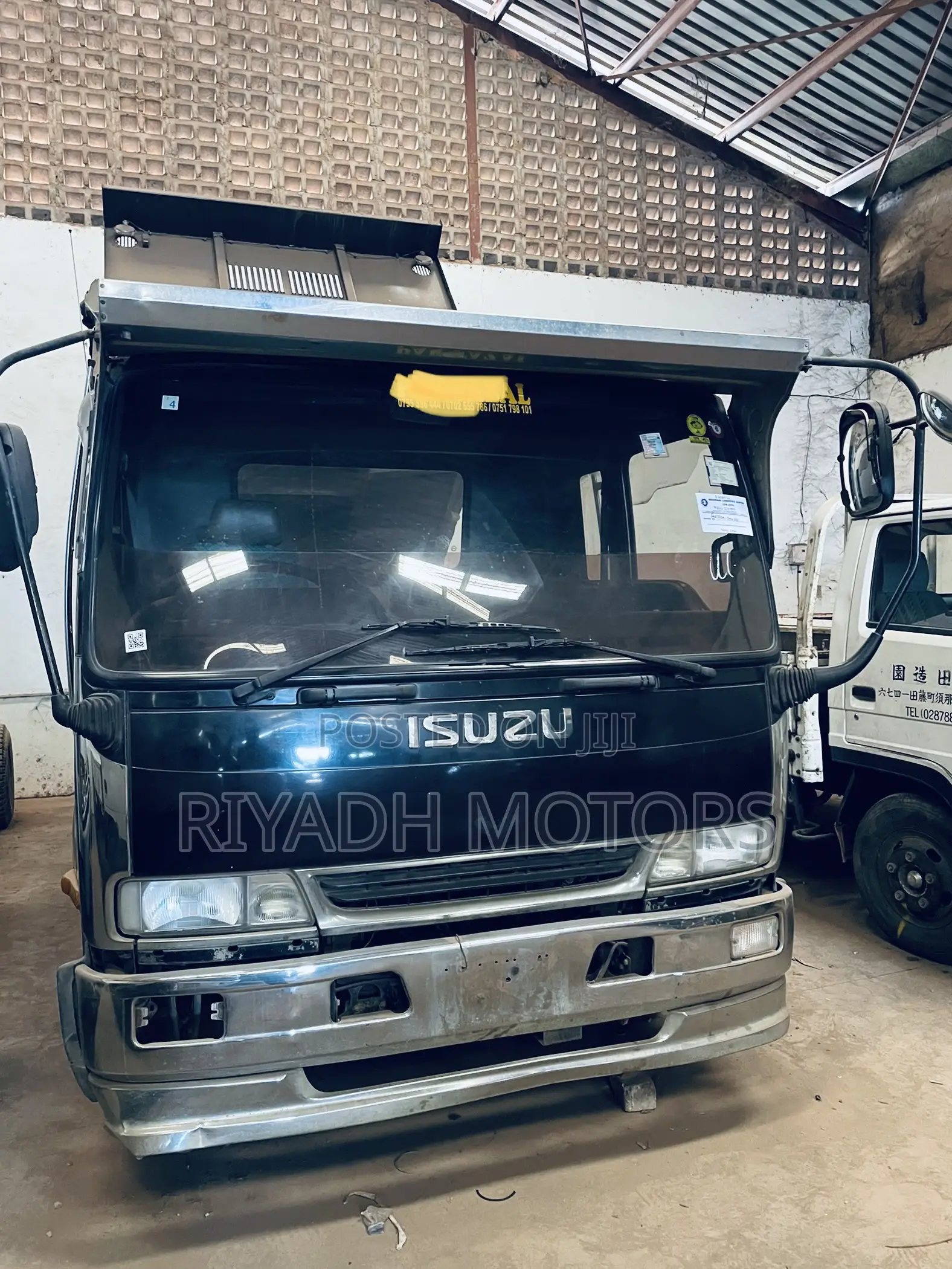 Isuzu Dumper Big Head