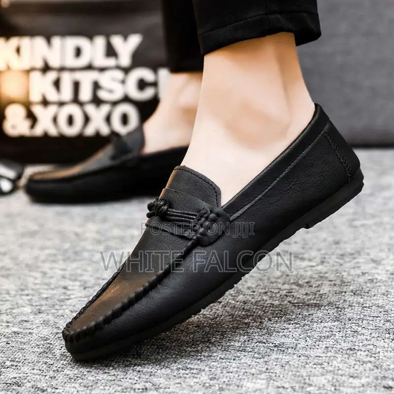 Falcon Moccasins for Men, Rubber Sole, Walking Shoes-Black