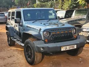 Photo - Jeep Wrangler Sport 4x4 2016 Blue