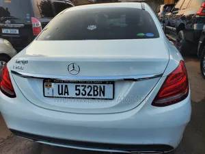 Photo - Mercedes-Benz C200 2015 White