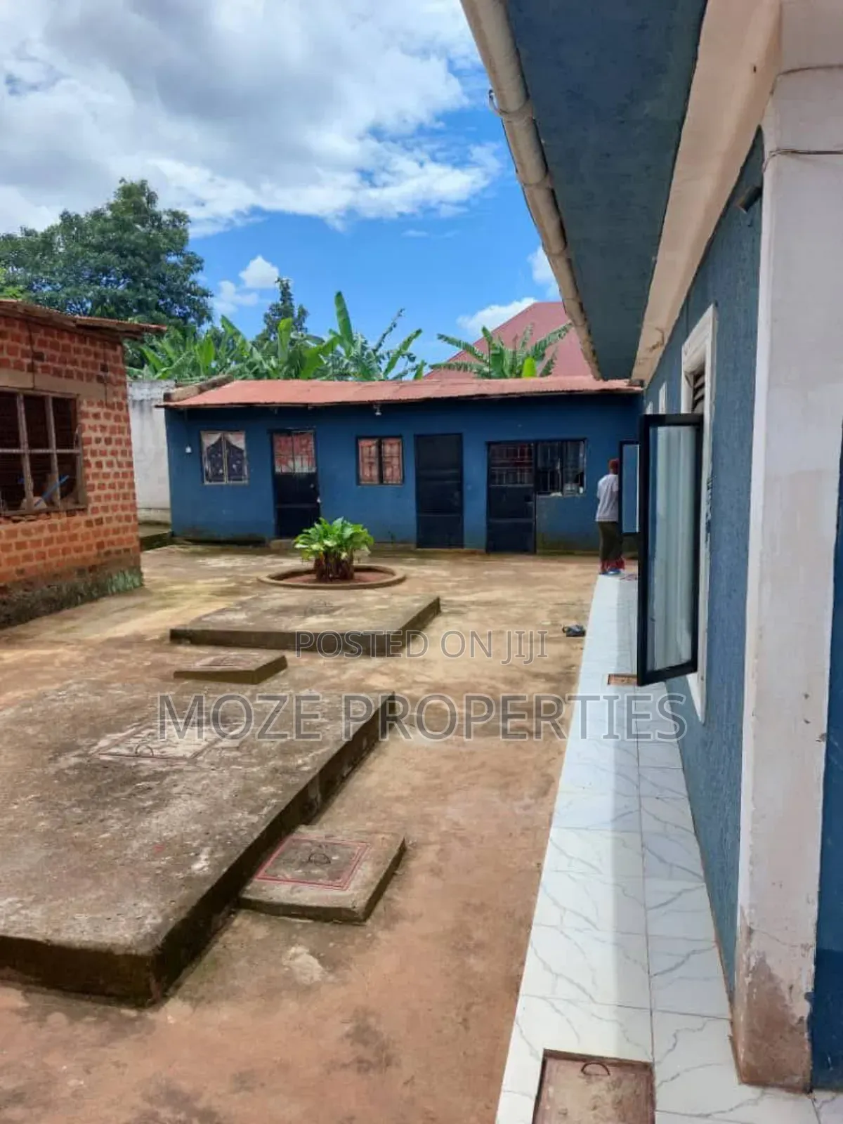 3bdrm Bungalow in Mukono Wantoni, Central Division for sale