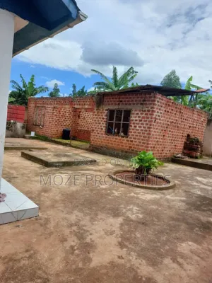 3bdrm Bungalow in Mukono Wantoni, Central Division for sale