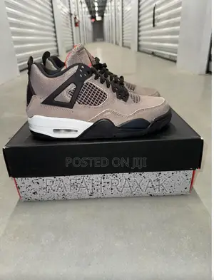 Nike Air Jordan 4 Retro “Taupe Haze” Sneakers