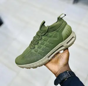 Original Green Under Armour Hovr Phantom 1 Running Sneakers