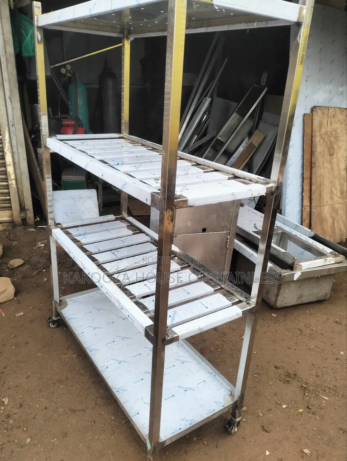 Rack for Restaurant