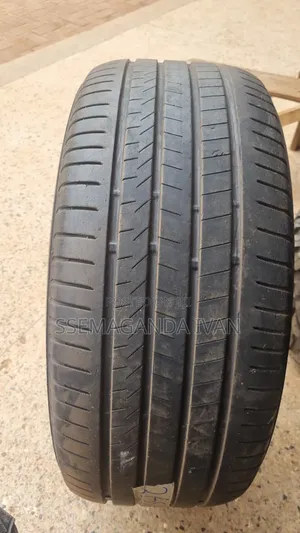 265/50r19 Used Bridgestone Tyres(Alenza)