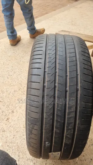 265/50r19 Used Bridgestone Tyres(Alenza)