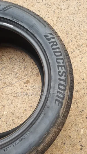 265/50r19 Used Bridgestone Tyres(Alenza)