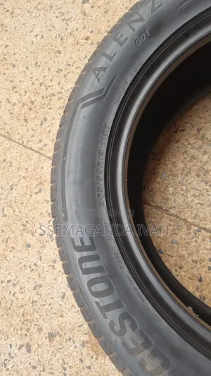 265/50r19 Used Bridgestone Tyres(Alenza)
