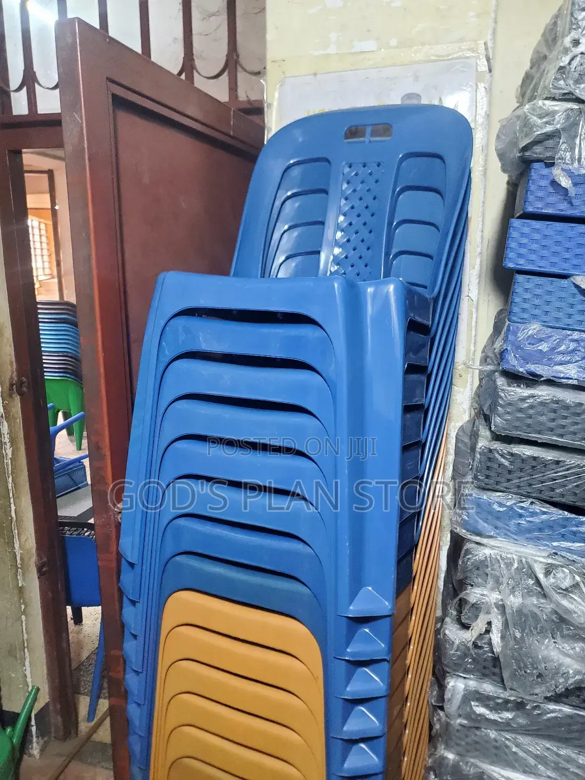 Advanced Plastic Chairs Armless