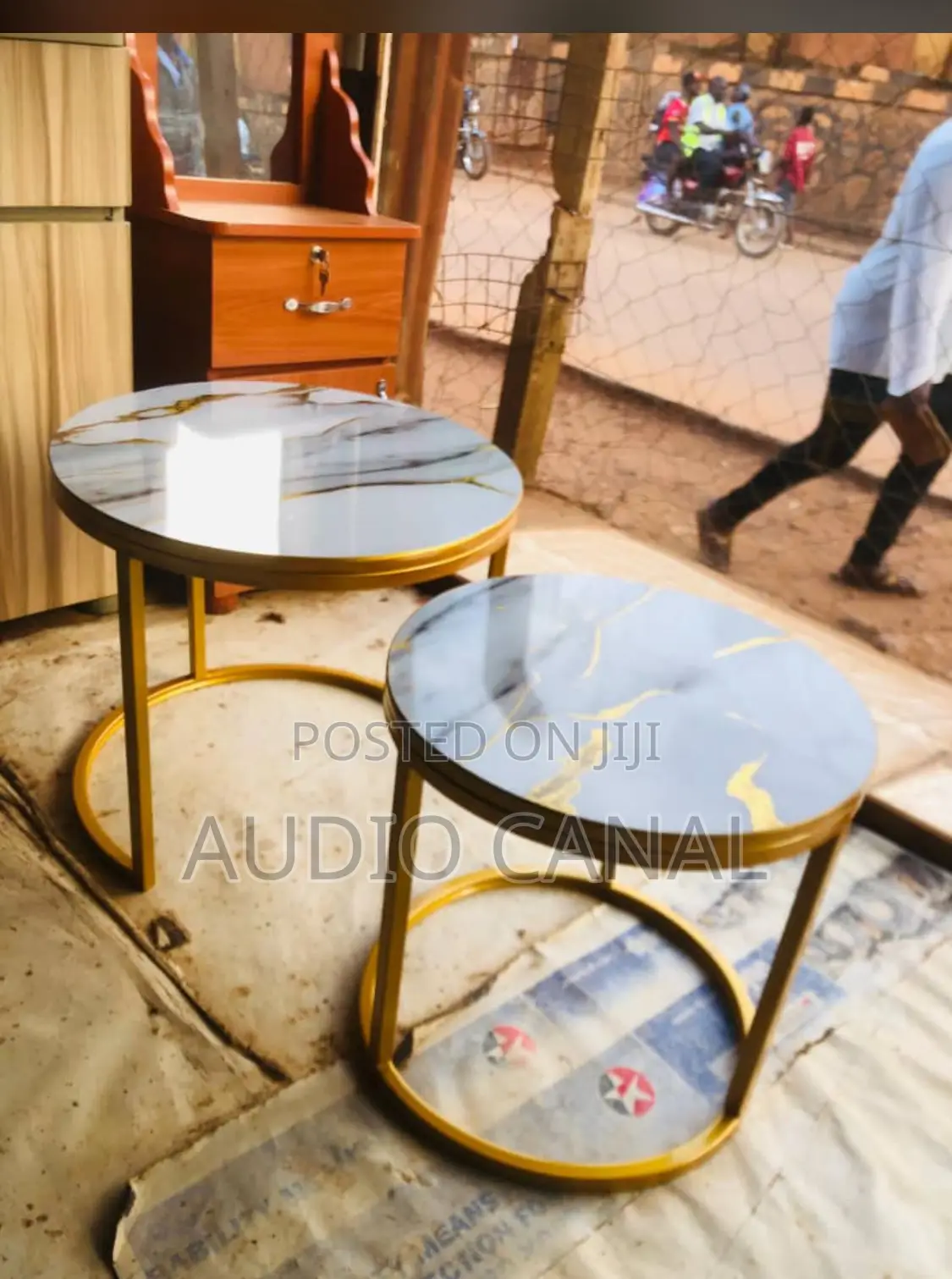 Unique Double Center Tables