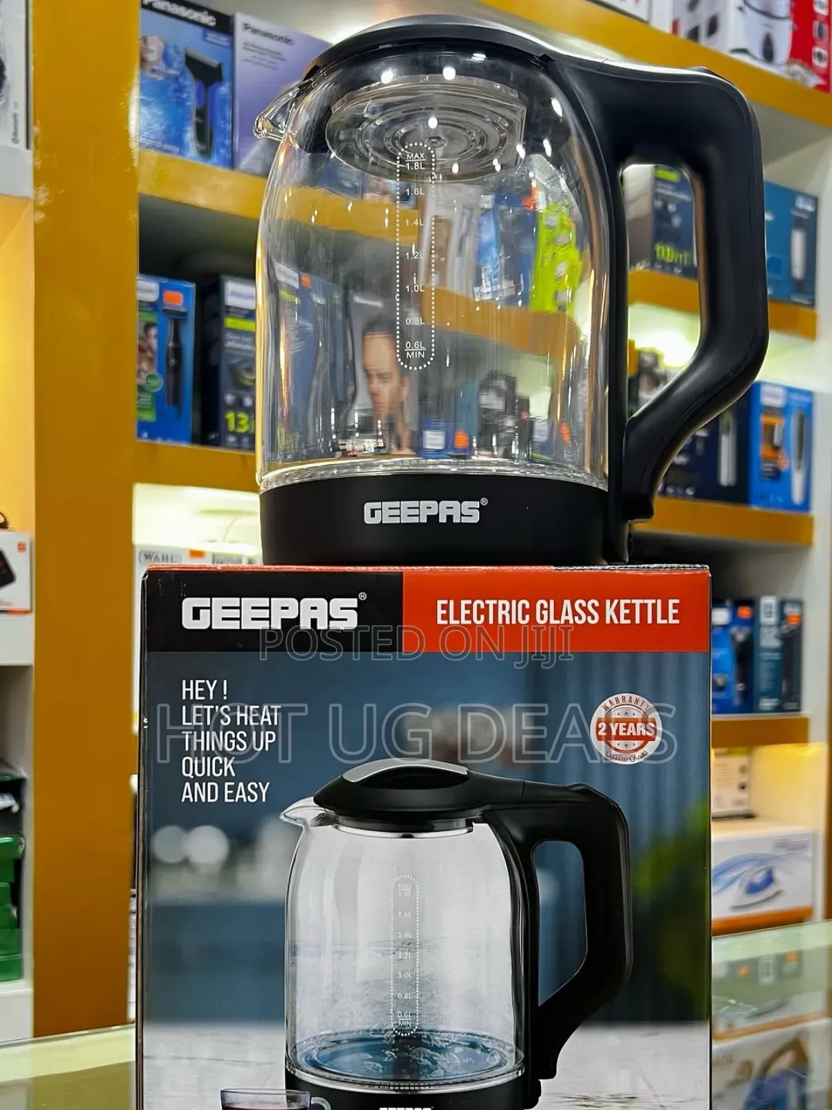 Geepas Electric Glass  Kettle With  1.8l - Silver