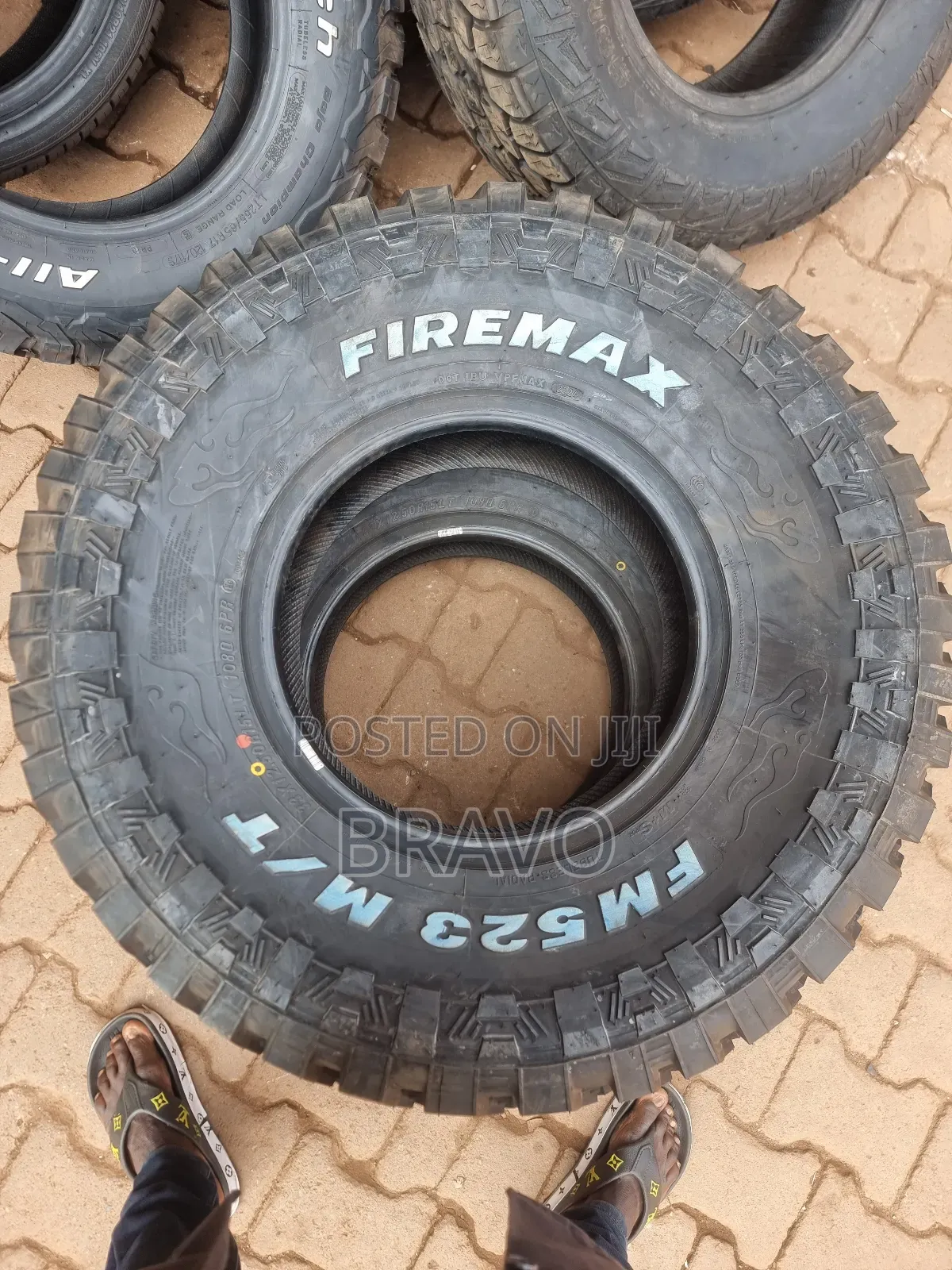 33x12.50r15 New Tires .