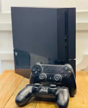 Sony Playstation 4! Ps4 Standard 500gb! Ps4. 15 Games, 2pads