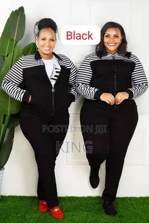 Matching -Set Ladies Two-Piece Tracksuit