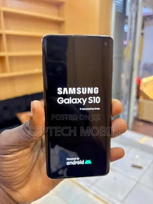 New Samsung Galaxy S10 128 GB Black