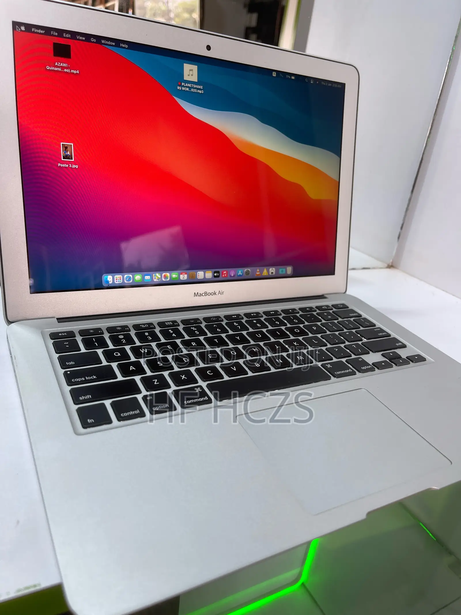 Laptop Apple MacBook Air 4GB Intel Core I5 SSD 128GB