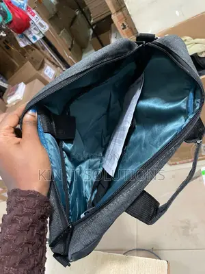 Lenovo Laptop Handcarry Bag.